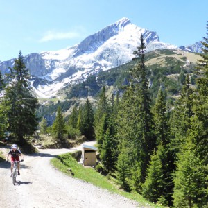 2014_04_jaegersteig_bild_1 2014_04_jaegersteig_bild_1